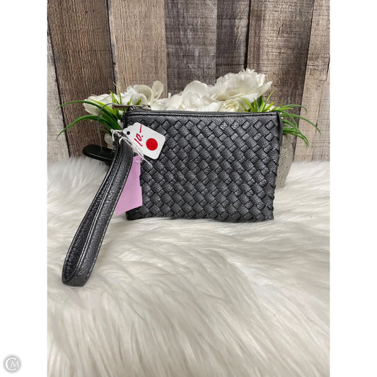 Wristlet By Cmf, Size: Small