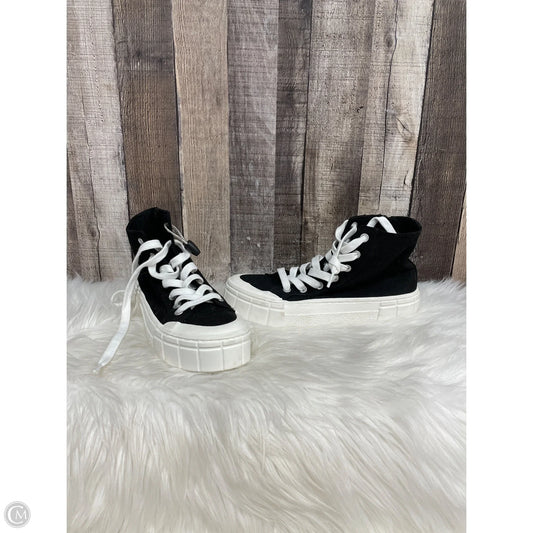 Shoes Sneakers By Mad Love In Black, Size: 9