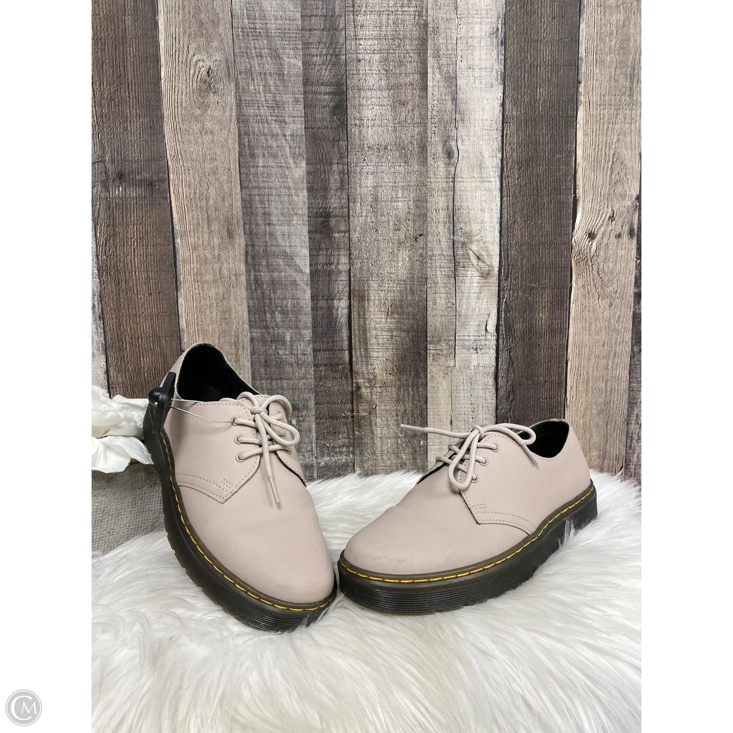 Shoes Flats By Dr Martens In Tan, Size: 8