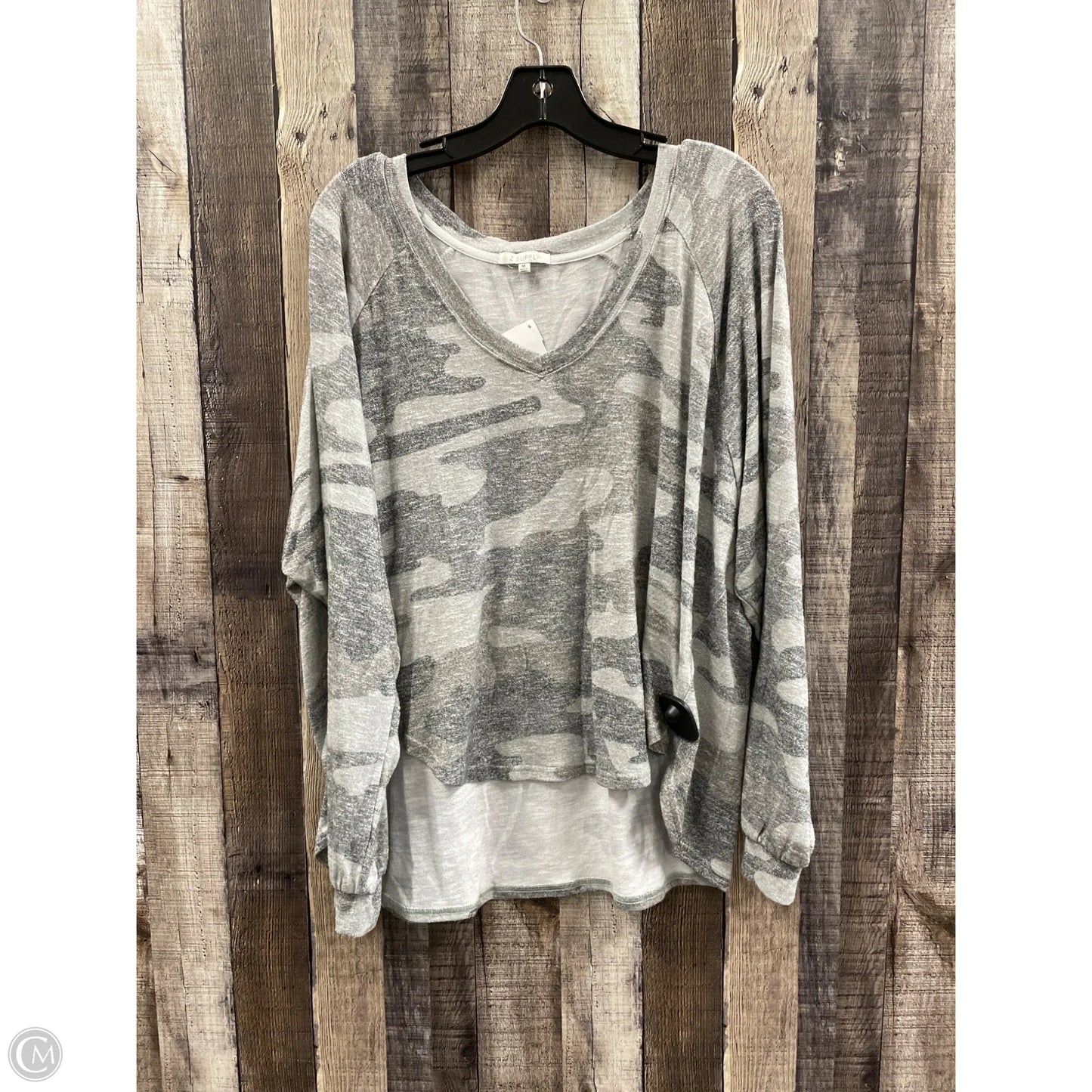 Top Long Sleeve By Z Supply In Camouflage Print, Size: M