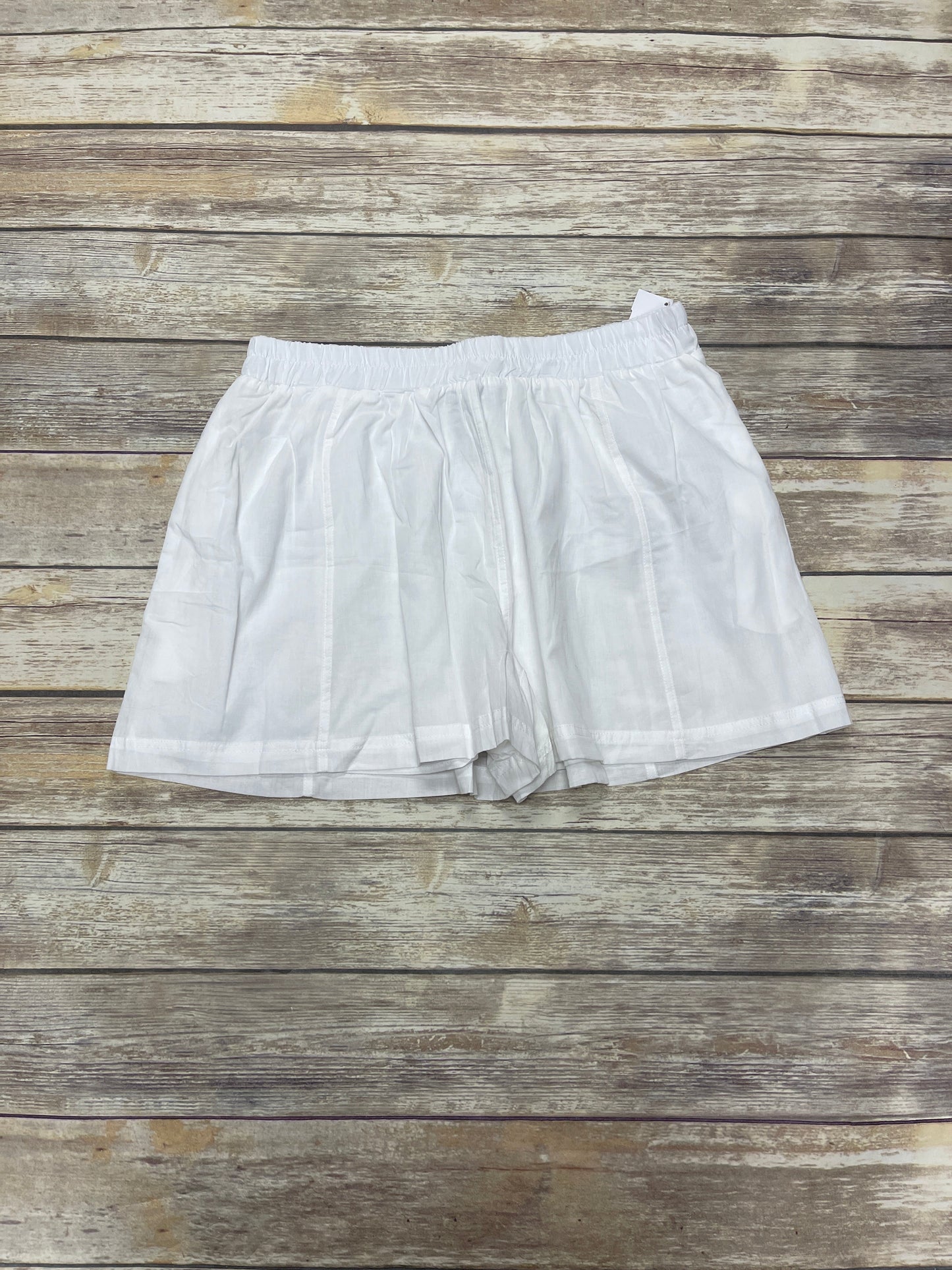 Shorts By Fashion Nova In White, Size: Xl