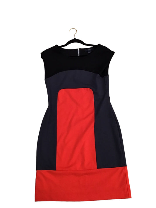 Black & Red Dress Casual Short Banana Republic, Size 4