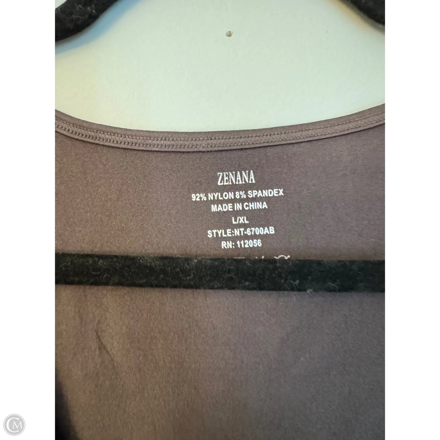 Top Sleeveless By Zenana Outfitters In Grey, Size: L