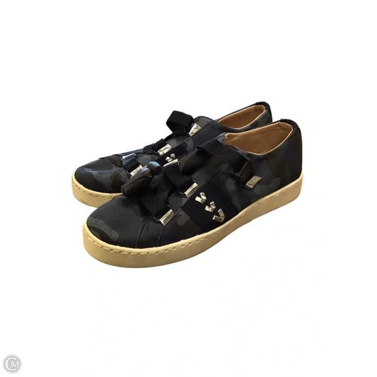 Shoes Sneakers By Jack Rogers In Navy, Size: 7