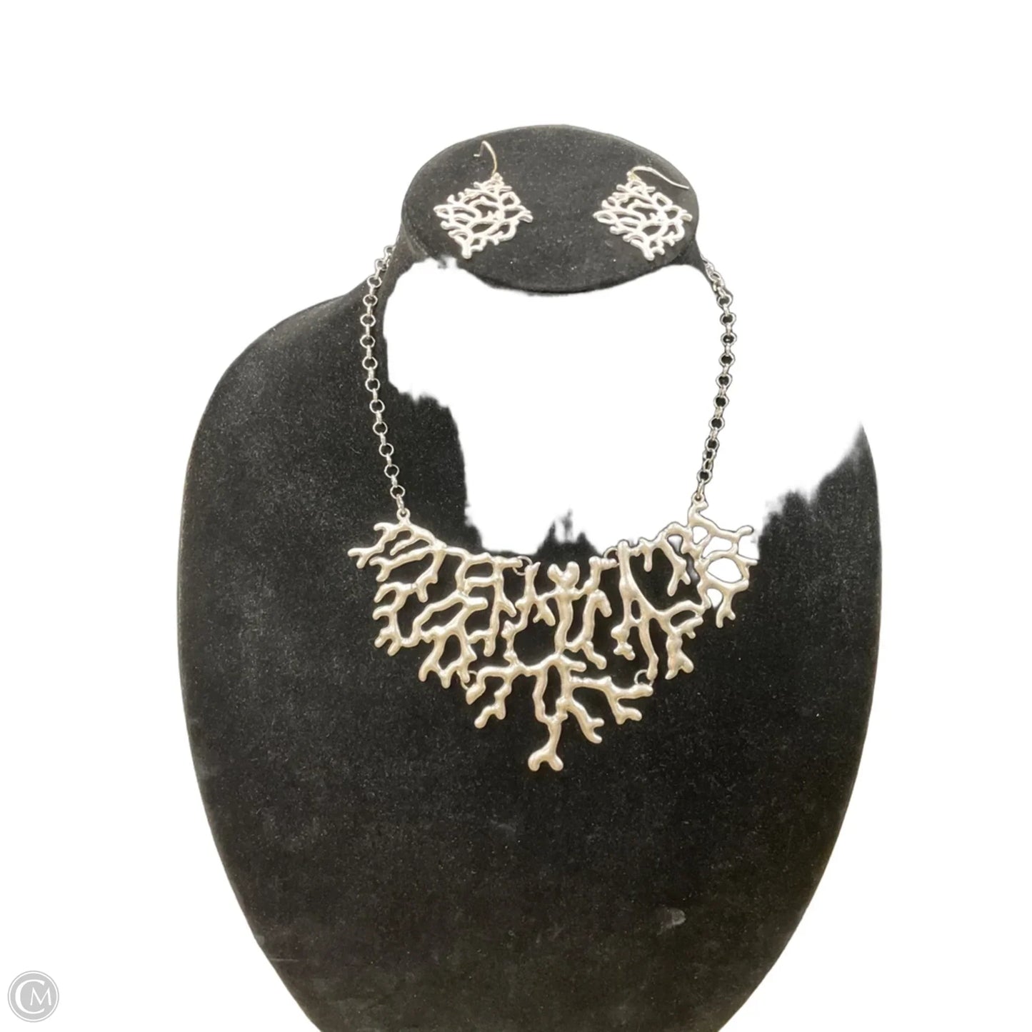 Necklace Set By Clothes Mentor