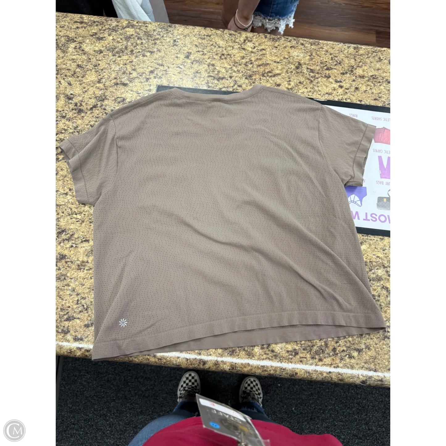 Athletic Top Short Sleeve By Athleta In Taupe, Size: M