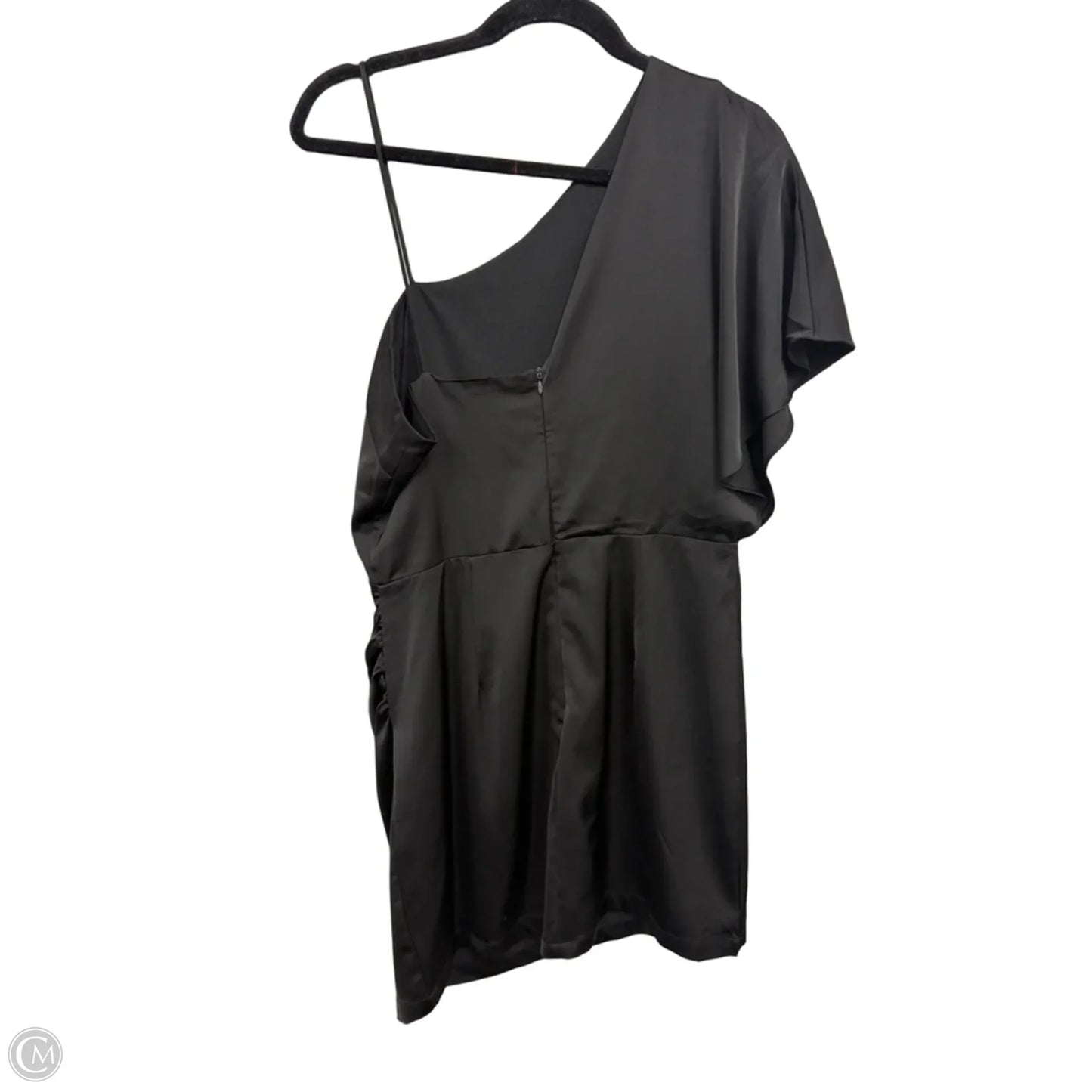 Dress Casual Short By Fabrik In Black, Size: L