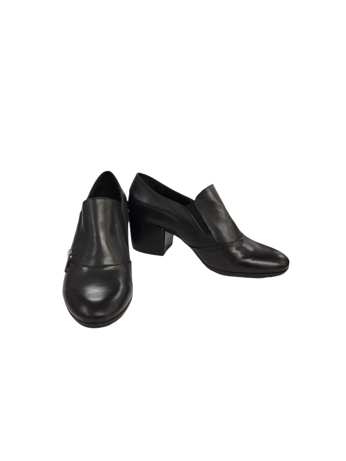 Shoes Heels Kitten By Bare Traps In Black, Size: 9