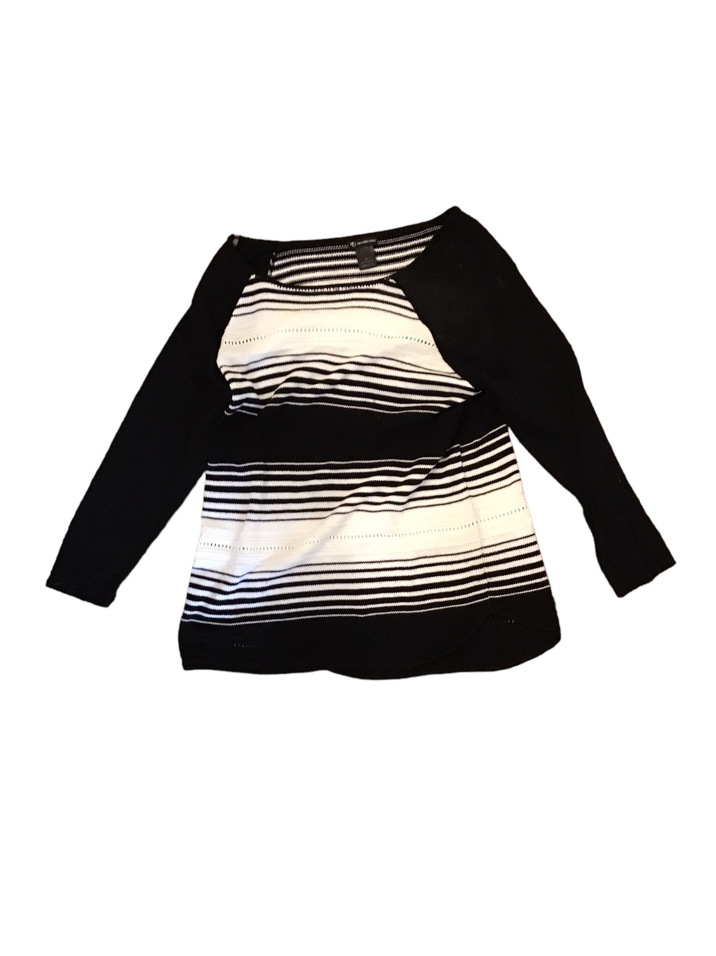 Black & White Sweater New Directions, Size M