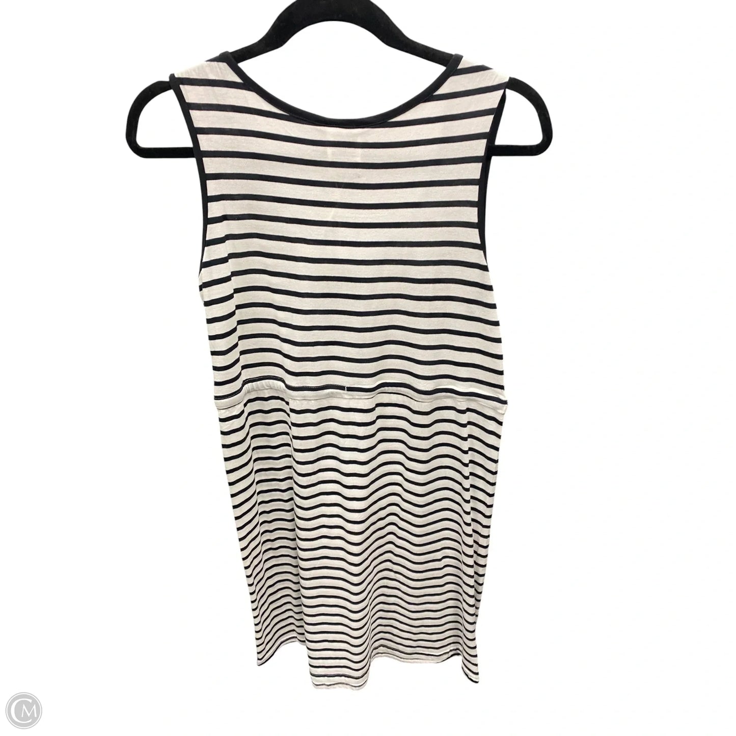 Dress Casual Short By Serra In Maroon, Size: M