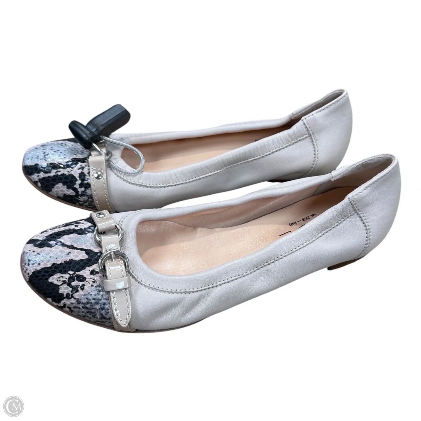 Shoes Flats By Agl In Tan, Size: 7