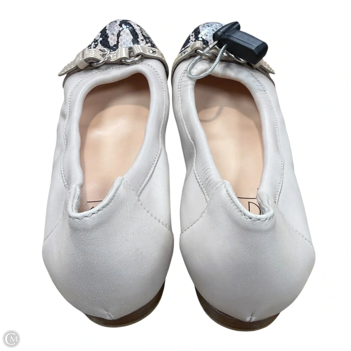 Shoes Flats By Agl In Tan, Size: 7