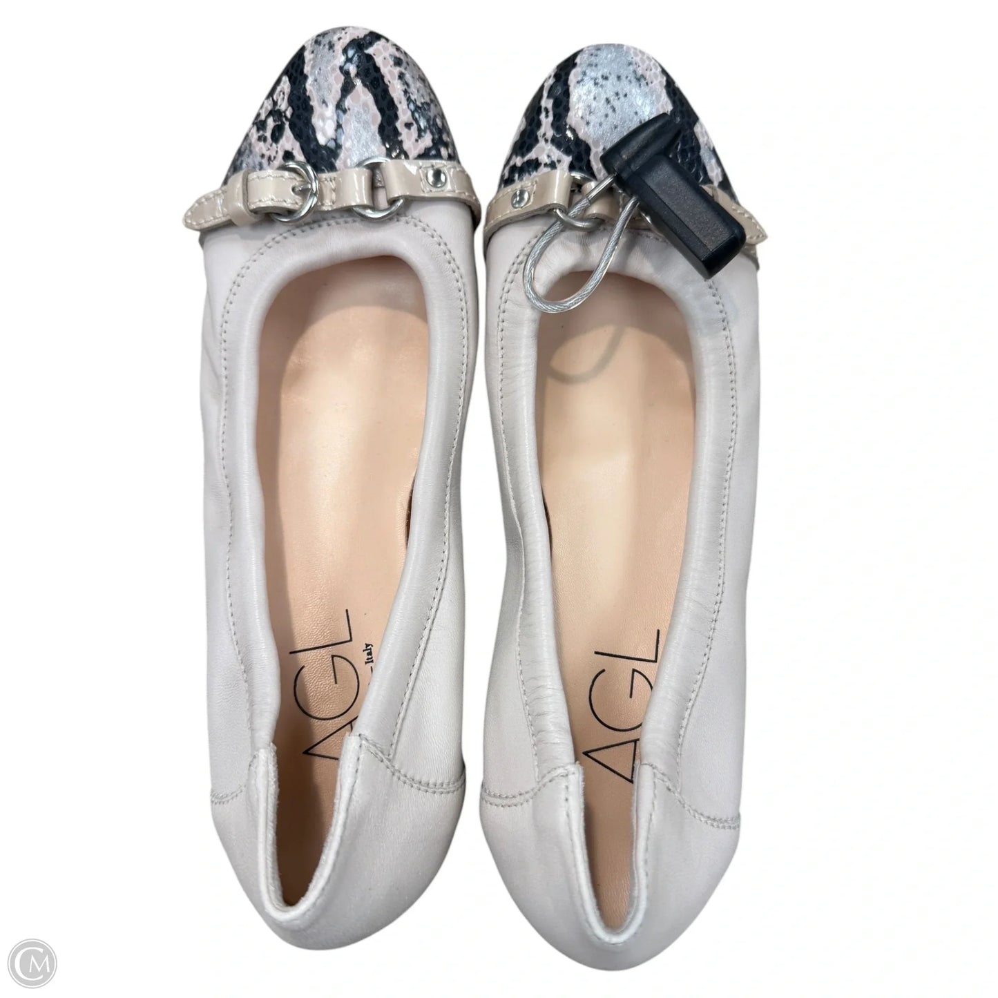 Shoes Flats By Agl In Tan, Size: 7