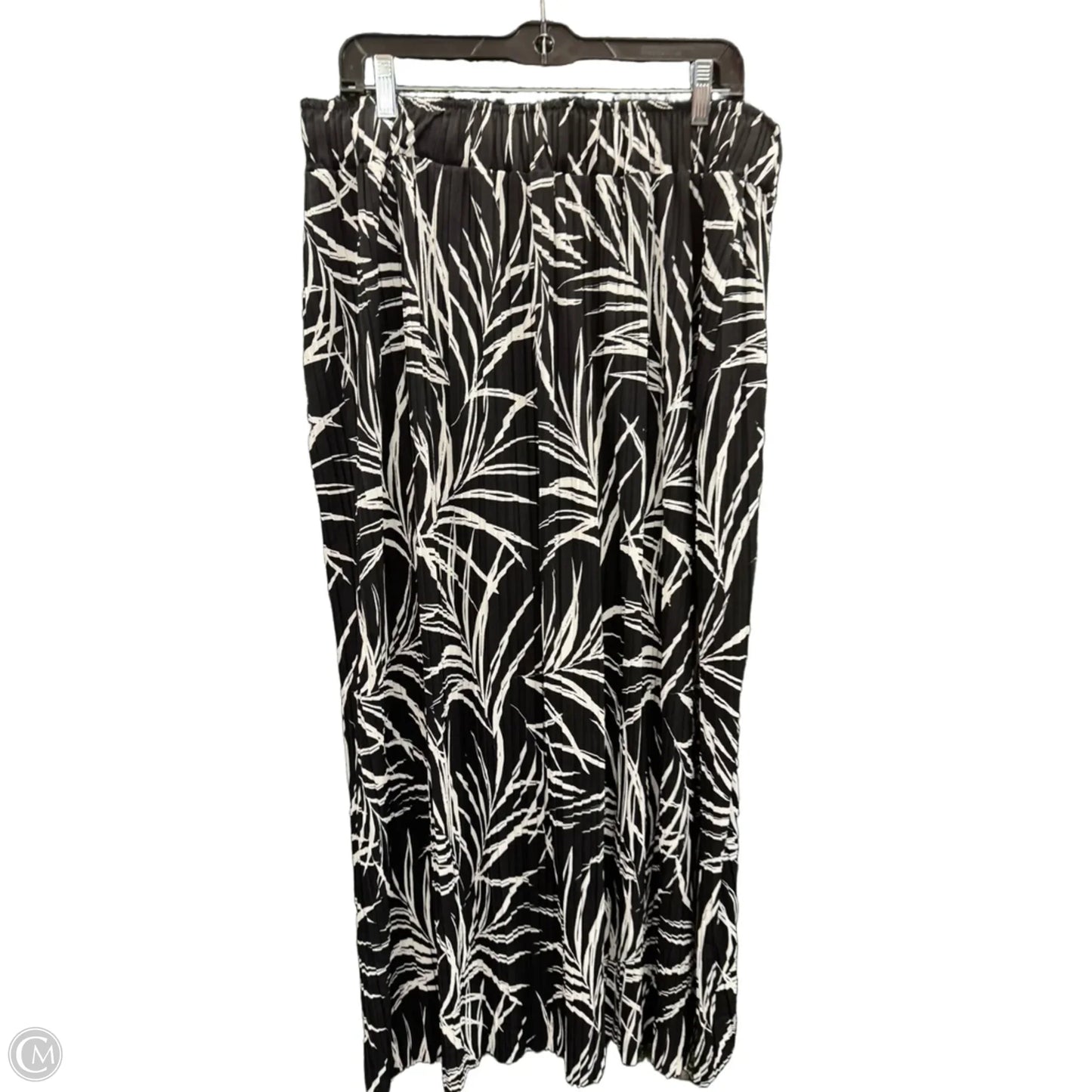 Skirt Maxi By Clothes Mentor In Black & White, Size: Xl