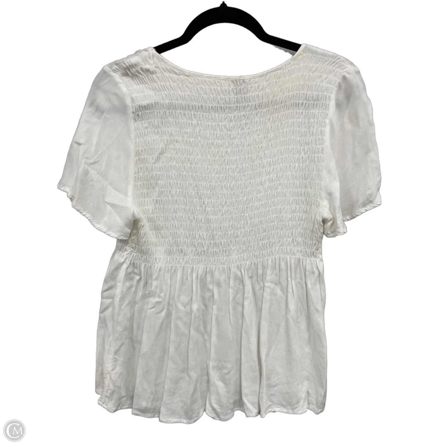 Top Short Sleeve By Clothes Mentor In Cream, Size: S