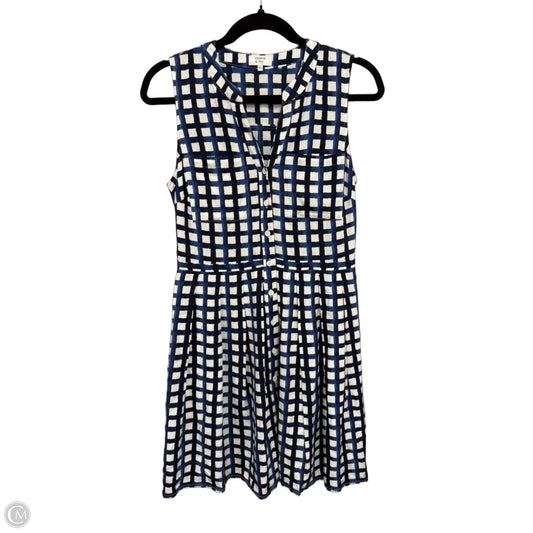 Dress Casual Short By Crown And Ivy In Blue & White, Size: 6