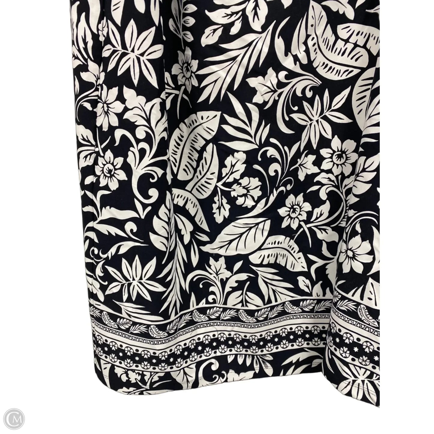 Dress Casual Short By Talbots In Black & White, Size: 2x