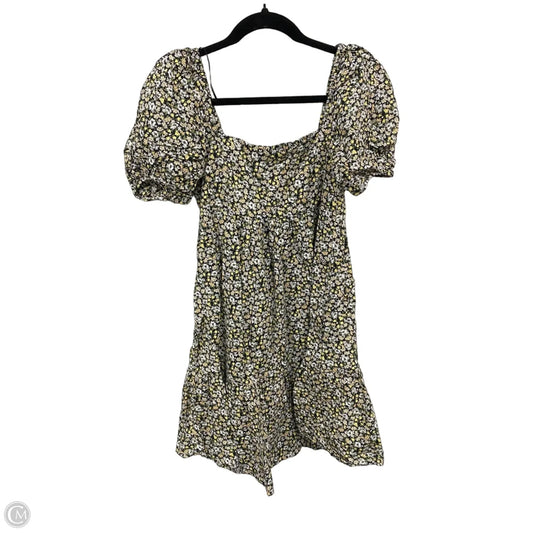 Dress Casual Short By Uniqlo In Black & Yellow, Size: Xs