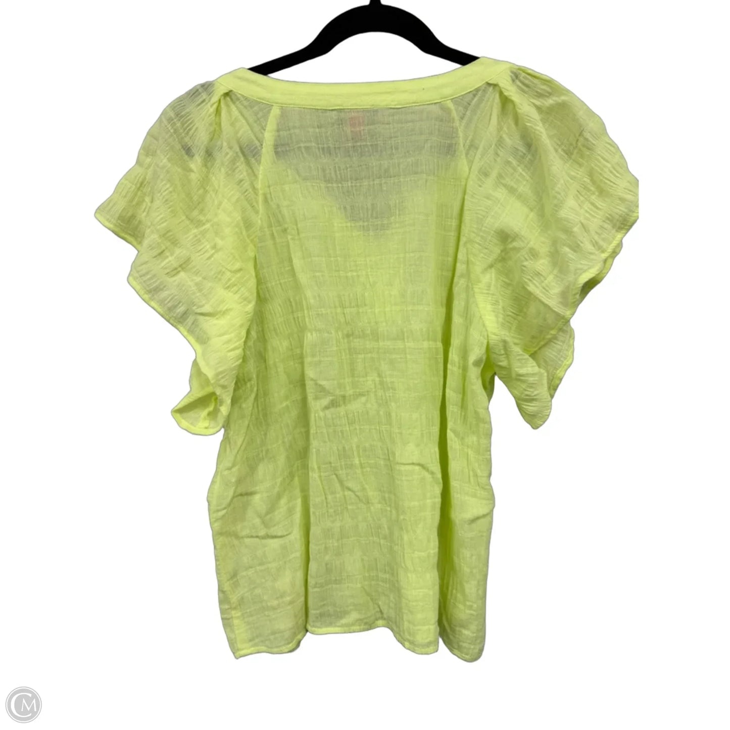 Top Short Sleeve By Vince Camuto In Yellow, Size: L