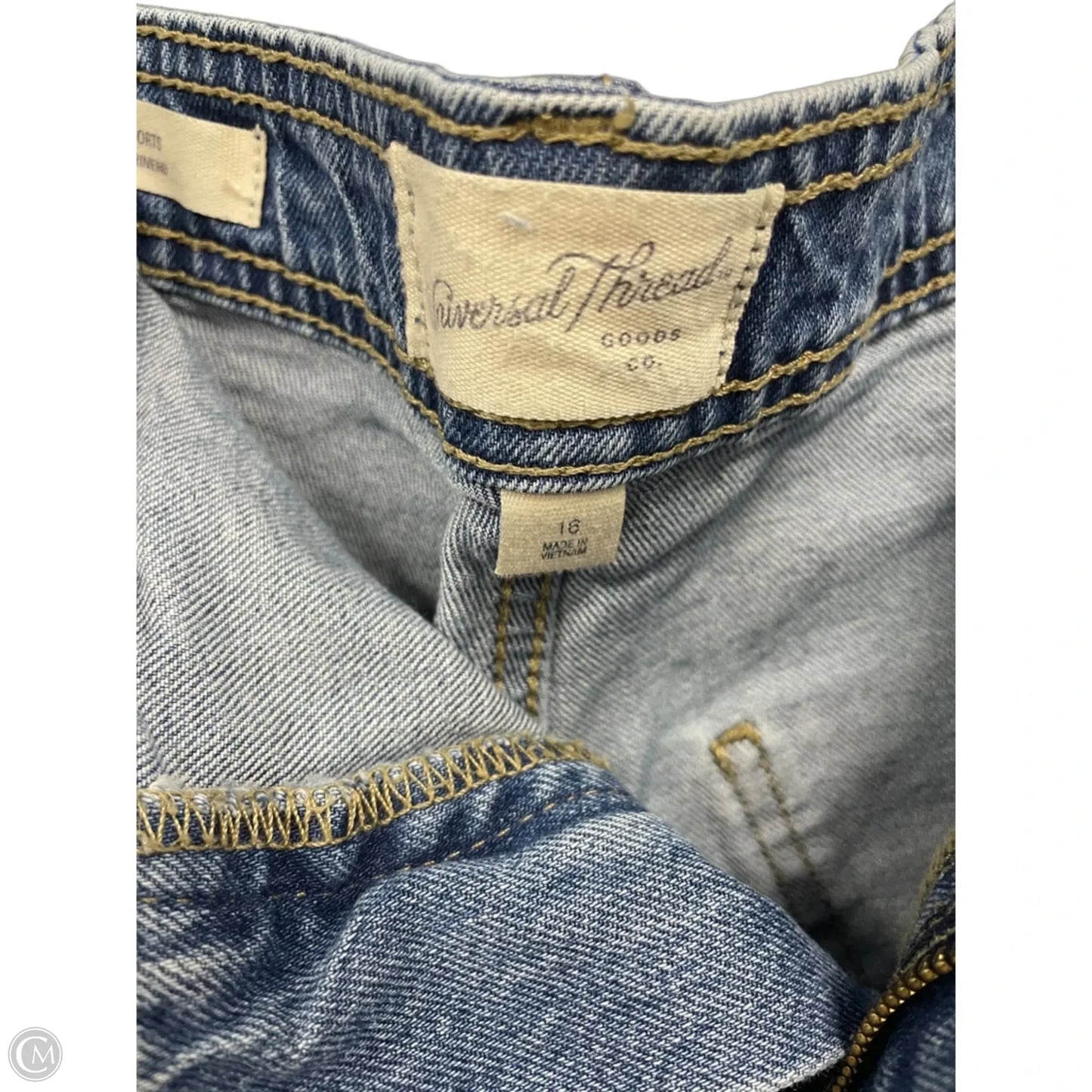 Shorts By Universal Thread In Blue, Size: 16