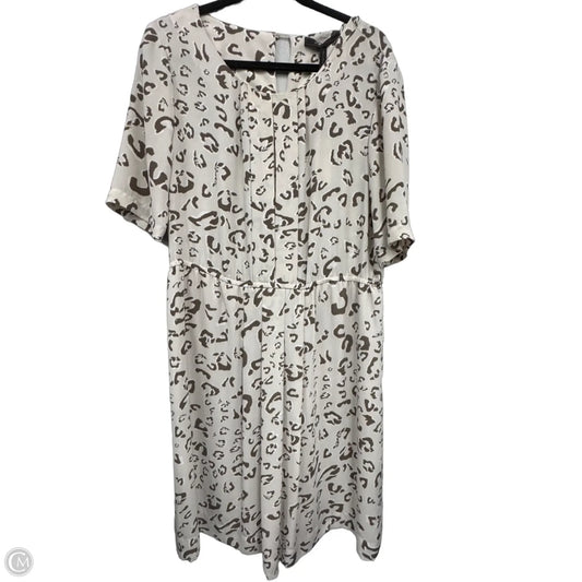 Dress Casual Short By Bcbg In Brown & Cream, Size: L