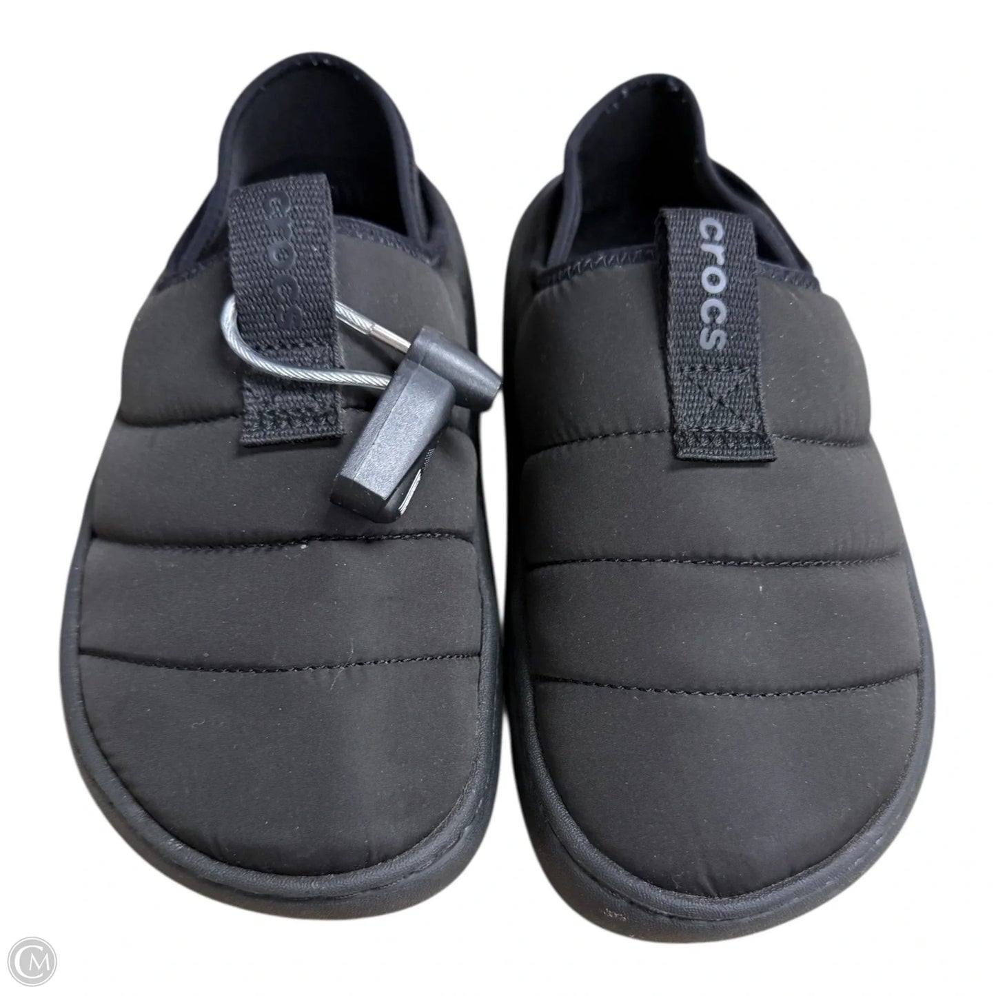 Shoes Flats By Crocs In Black, Size: 5