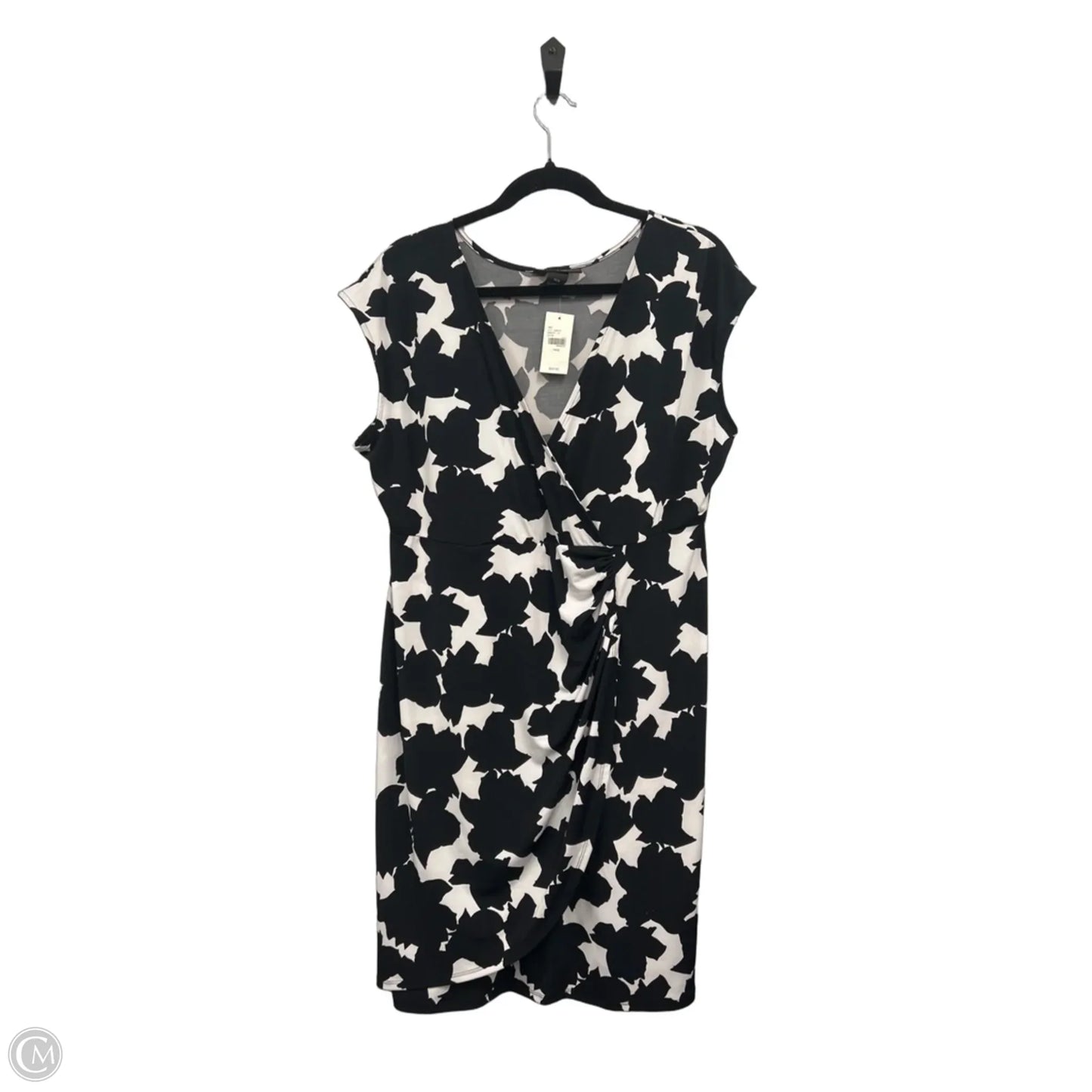 Dress Casual Short By Lane Bryant In Black & White, Size: 14