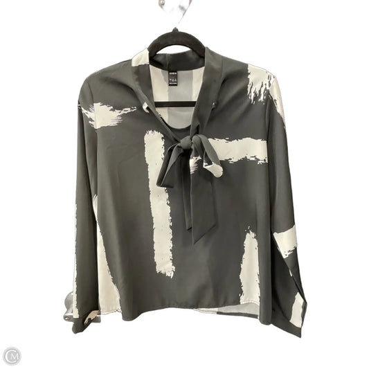 Top Long Sleeve By Shein In Black & White, Size: L