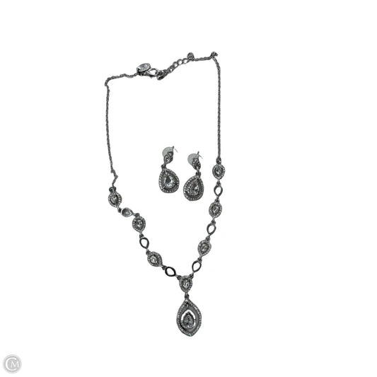 Necklace Set By Clothes Mentor, Size: 02 Piece Set