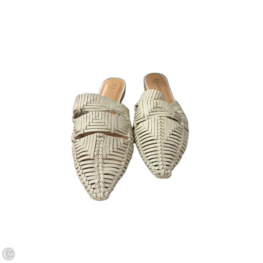 Shoes Flats By Matisse In Beige, Size: 11