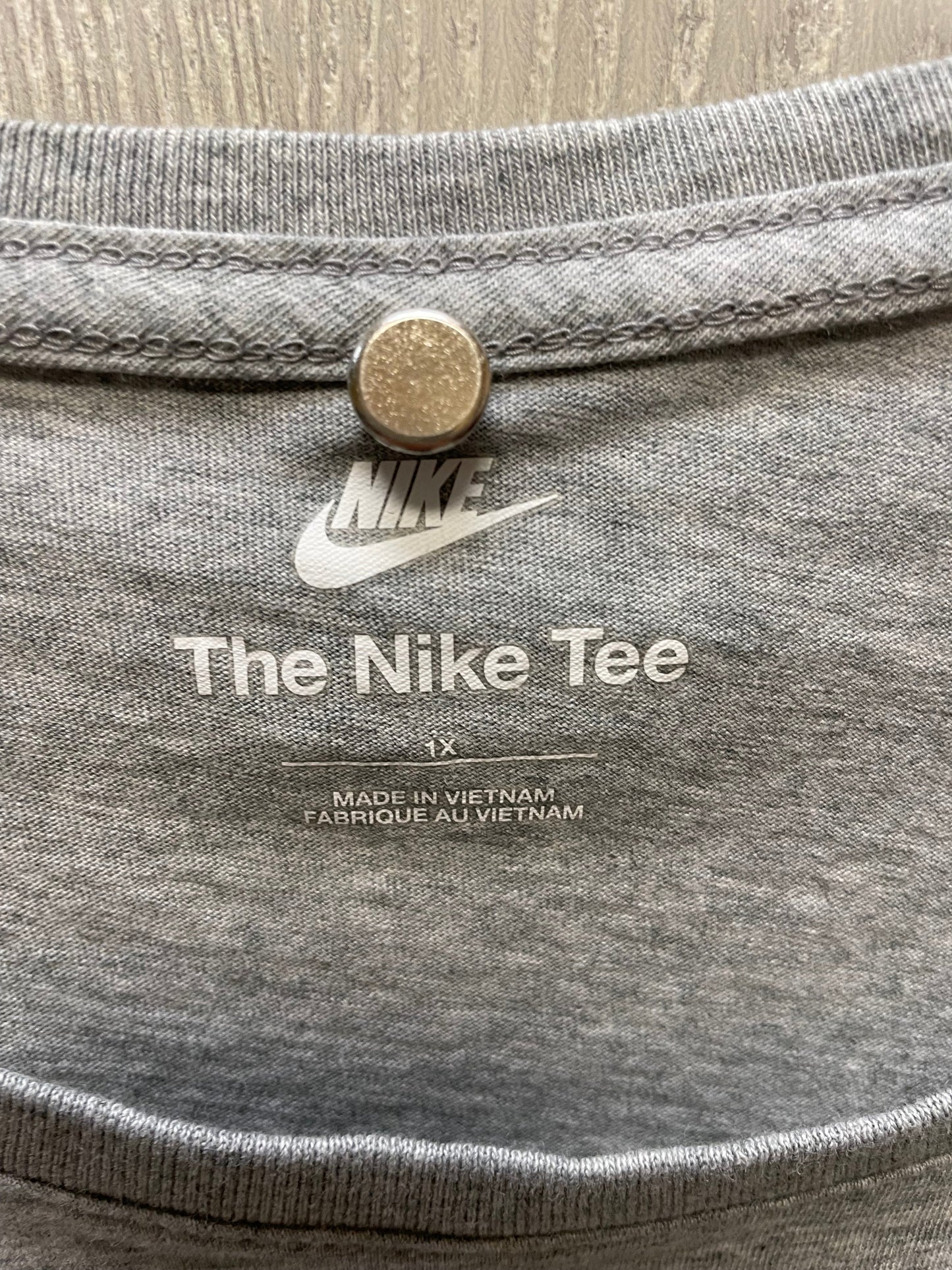 Top Long Sleeve By Nike Apparel In Grey, Size: 1x