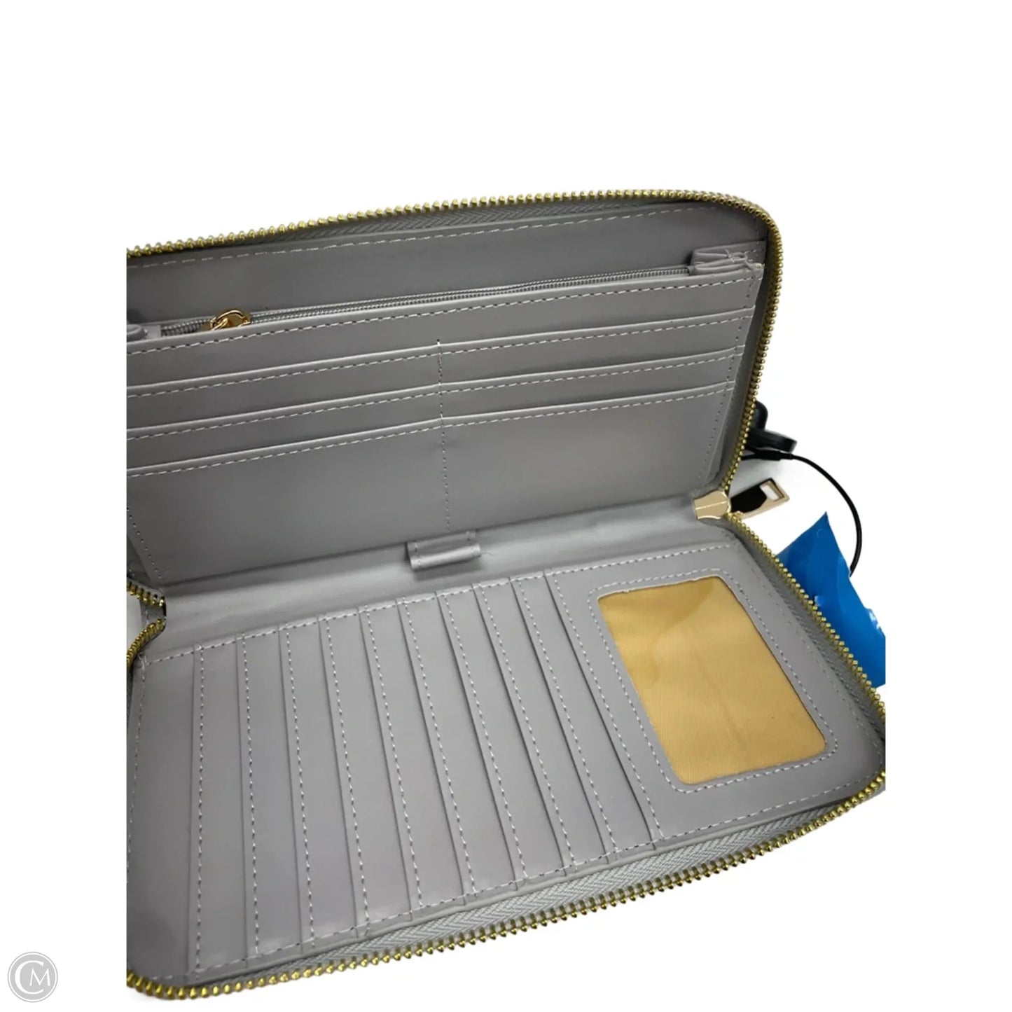 Wristlet By Clothes Mentor, Size: Medium