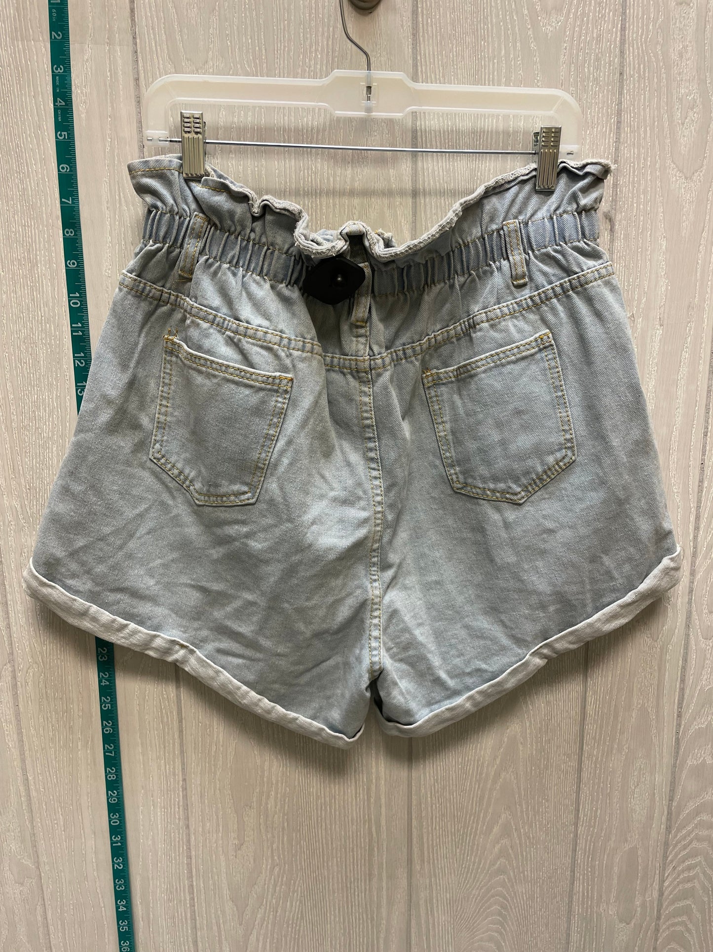 Shorts By Clothes Mentor  Size: 18