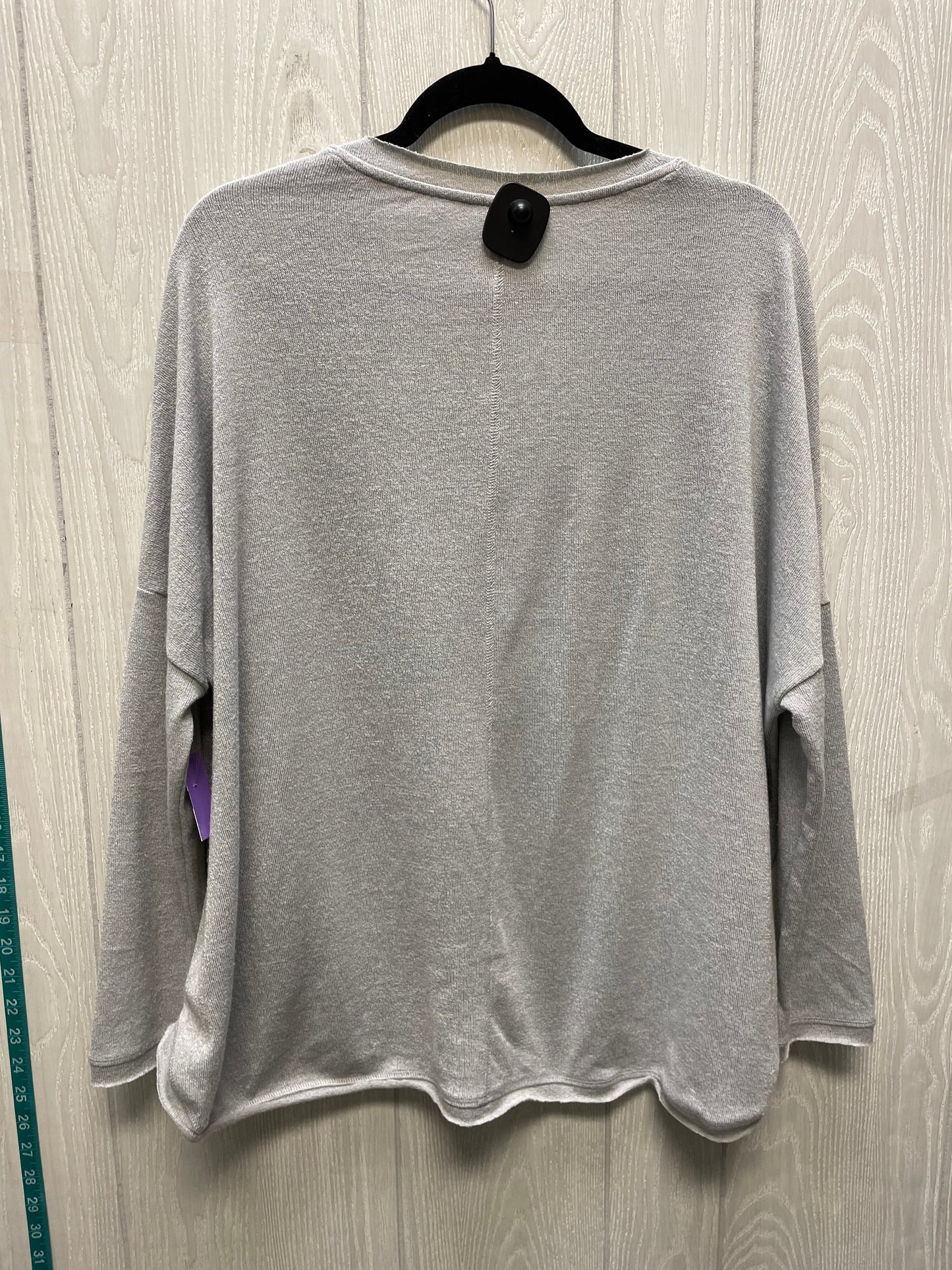 Top Long Sleeve By Wishlist In Grey, Size: L