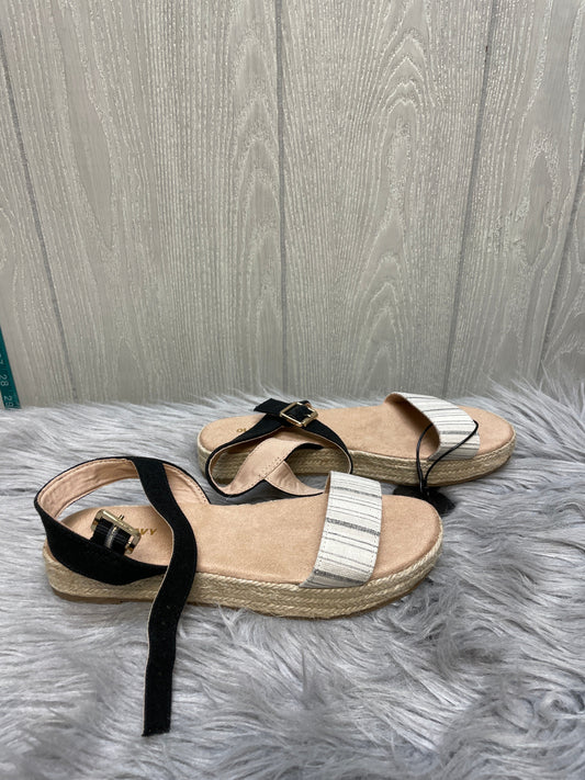 Sandals Heels Wedge By Old Navy In Black & Cream, Size: 7.5