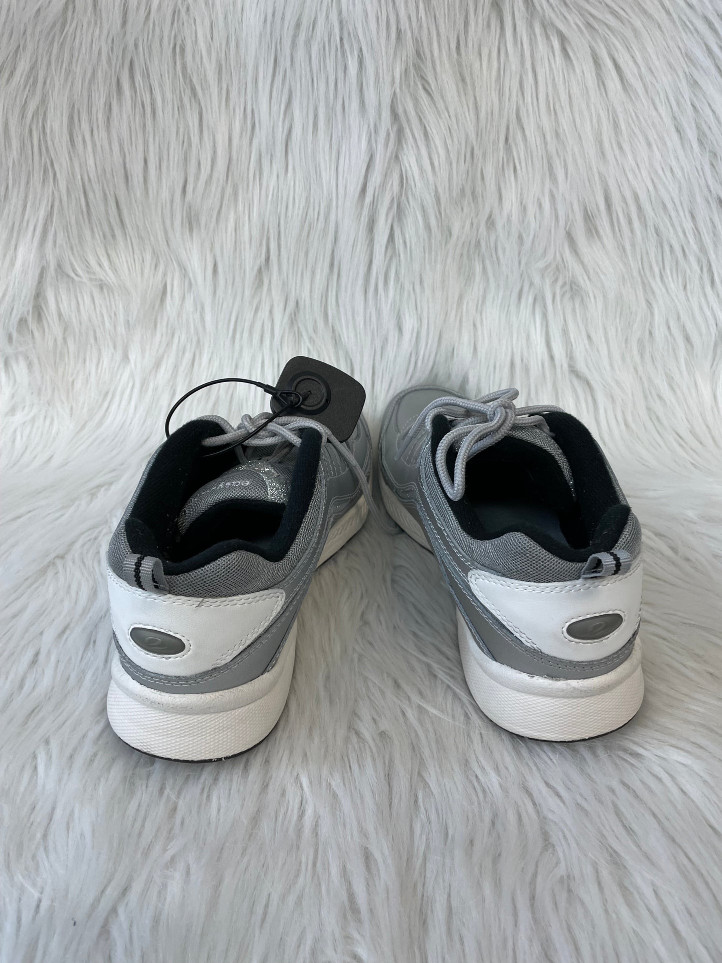 Silver Shoes Sneakers Easy Spirit, Size 9