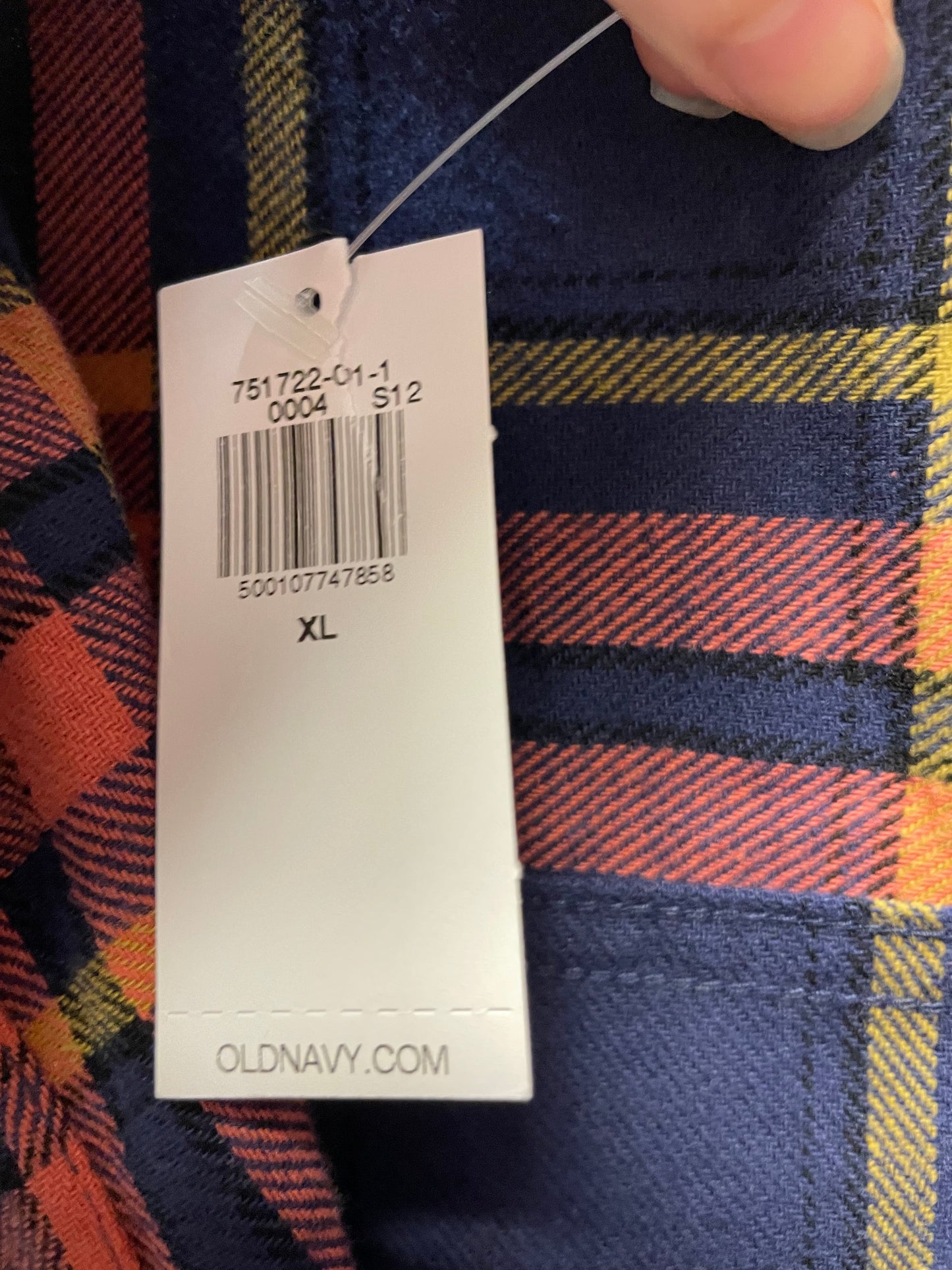 Top Long Sleeve By Old Navy In Plaid Pattern, Size: Xl