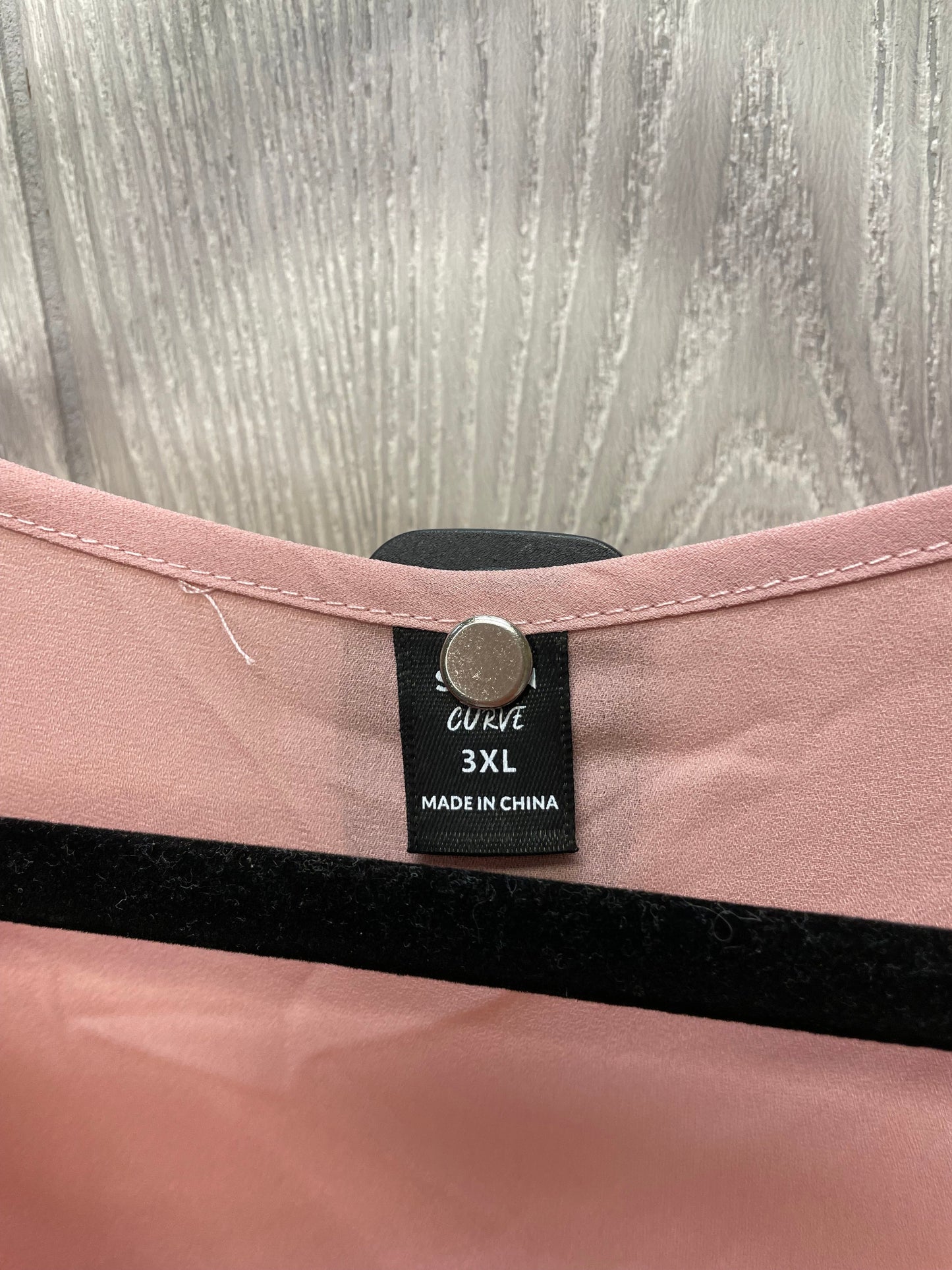 Blouse Short Sleeve By Shein In Pink, Size: 2x