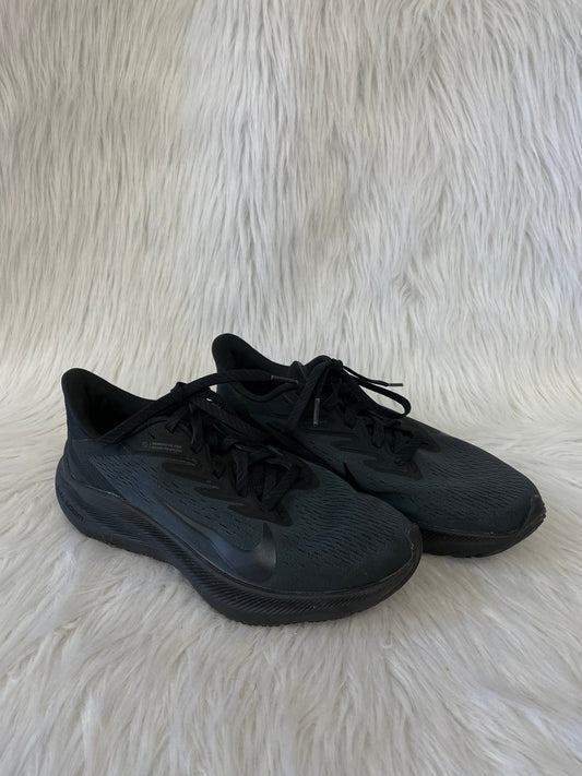 Shoes Athletic By Nike In Black, Size: 8