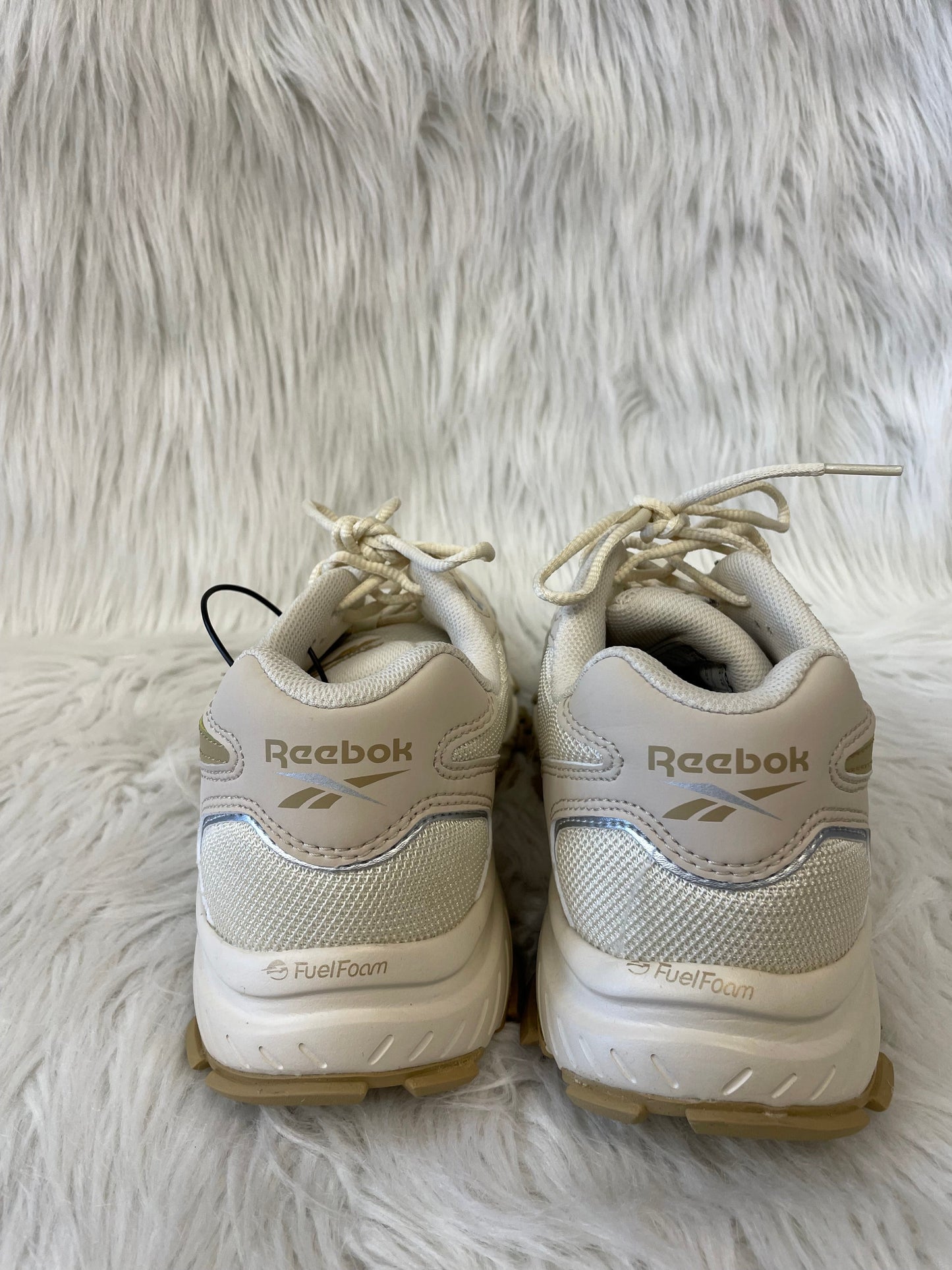 Shoes Sneakers By Reebok In Cream, Size: 10.5