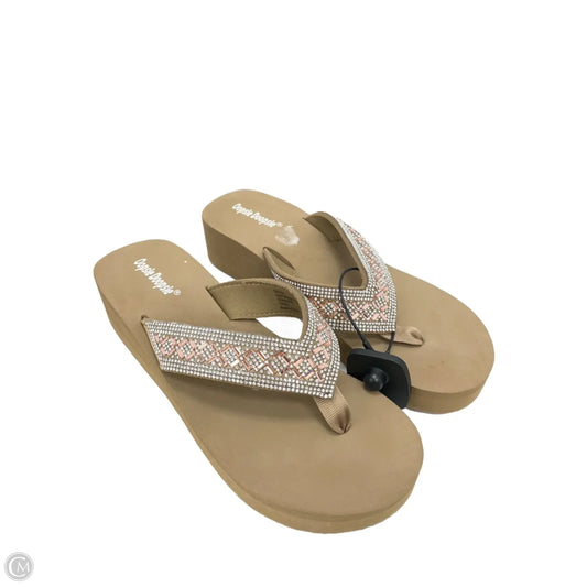 Sandals Heels Wedge By Clothes Mentor In Tan & White, Size: 9