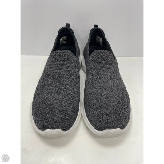 Shoes Sneakers By Skechers In Grey, Size: 7.5