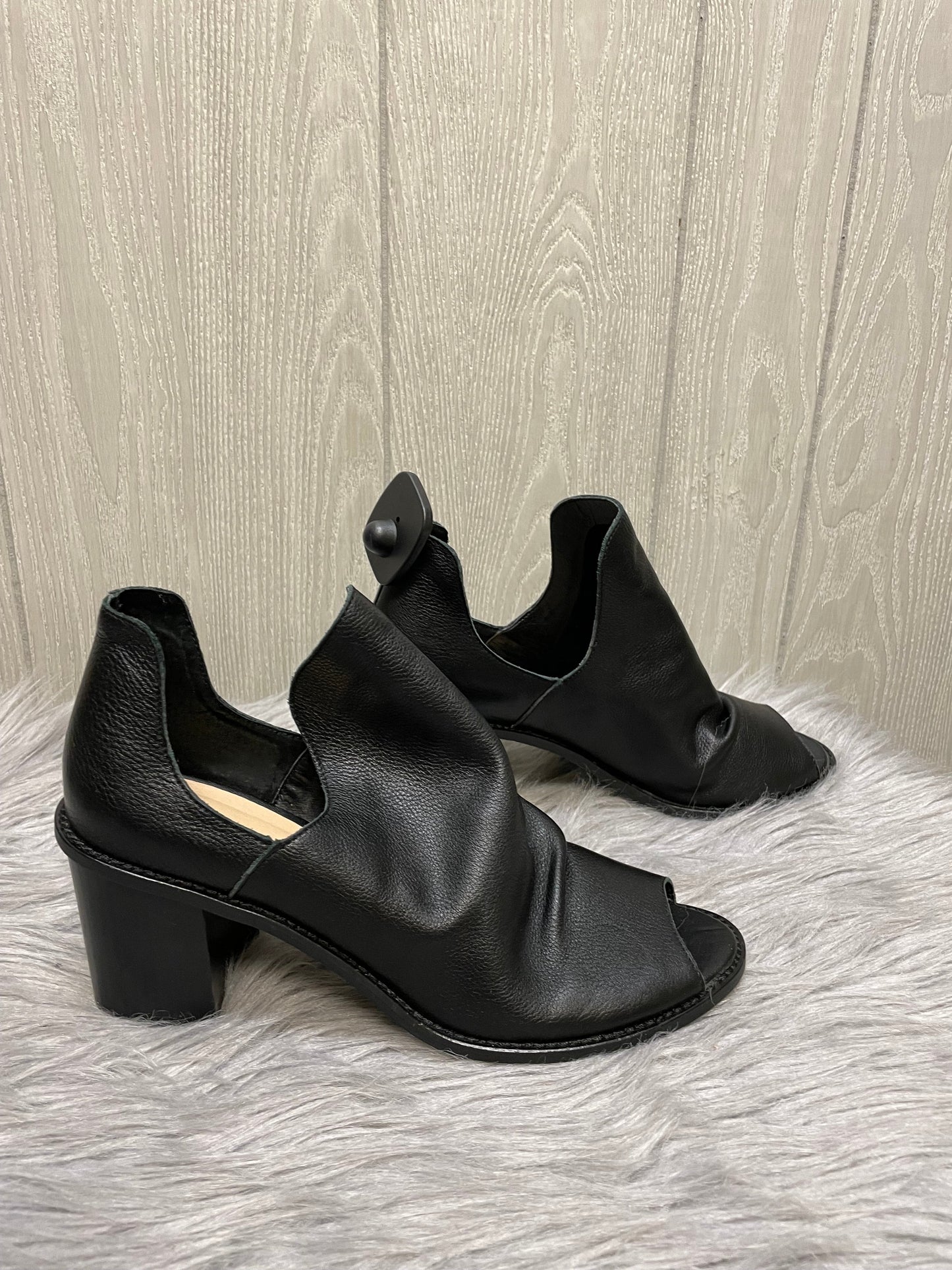 Black Shoes Heels Block Chinese Laundry, Size 10