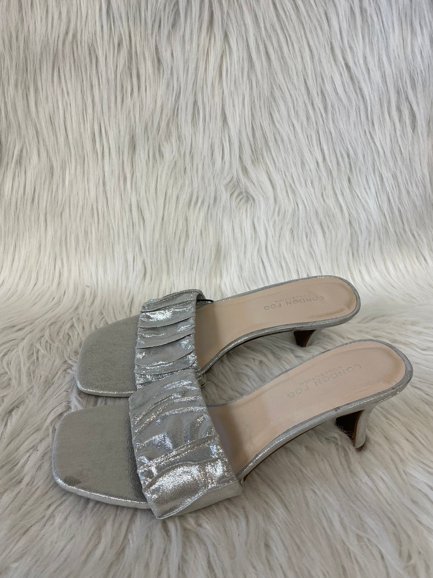 Sandals Heels Kitten By London Fog In Silver, Size: 7