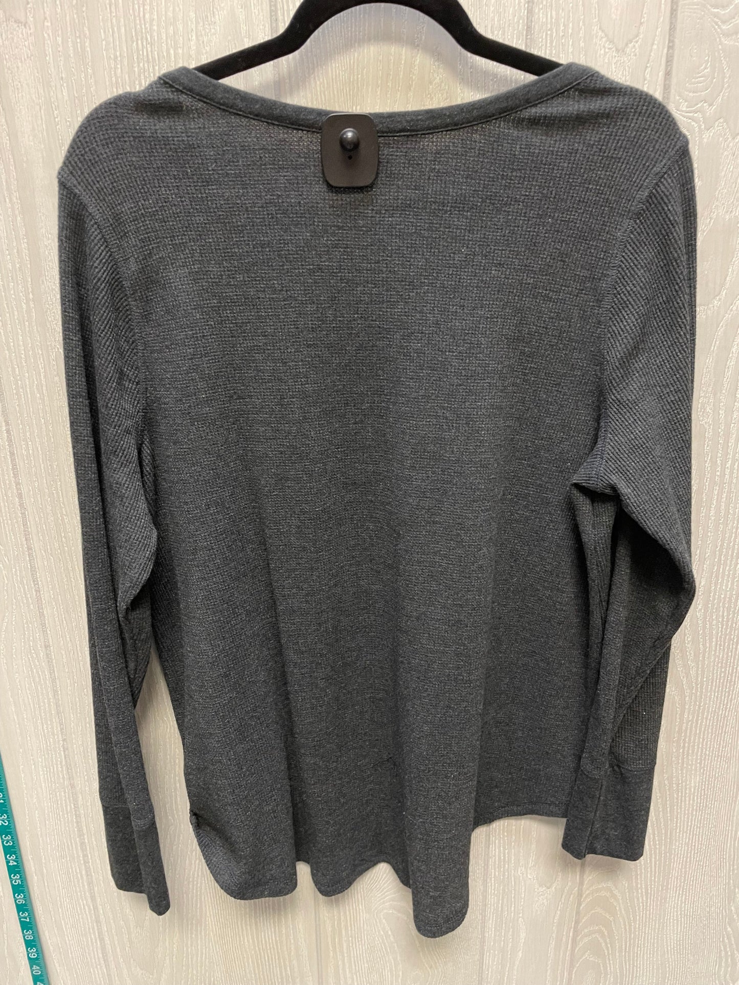 Top Long Sleeve Basic By Terra & Sky In Grey, Size: 1x