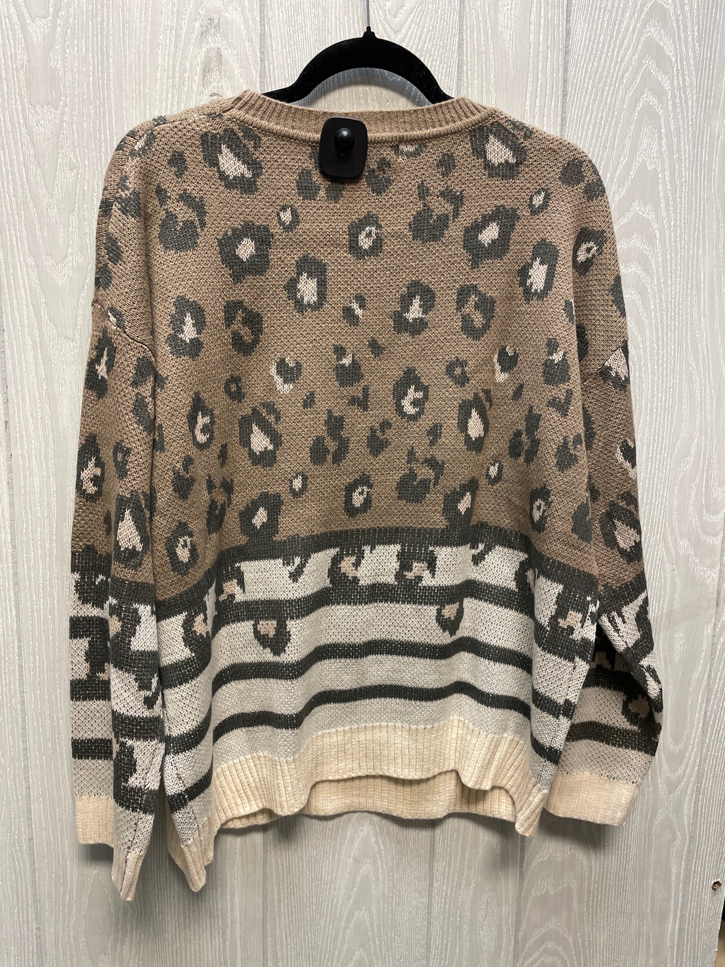 Sweater By Andree By Unit In Leopard Print, Size: L