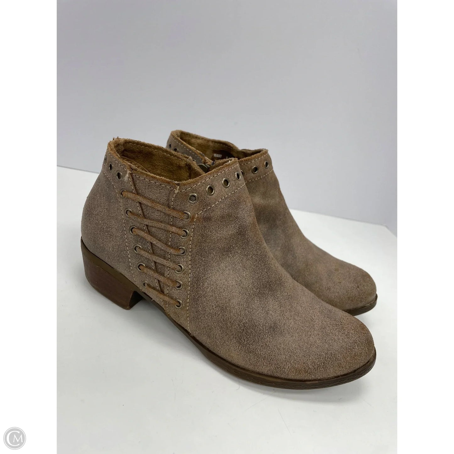 Boots Ankle Flats By Minnetonka In Brown, Size: 6.5