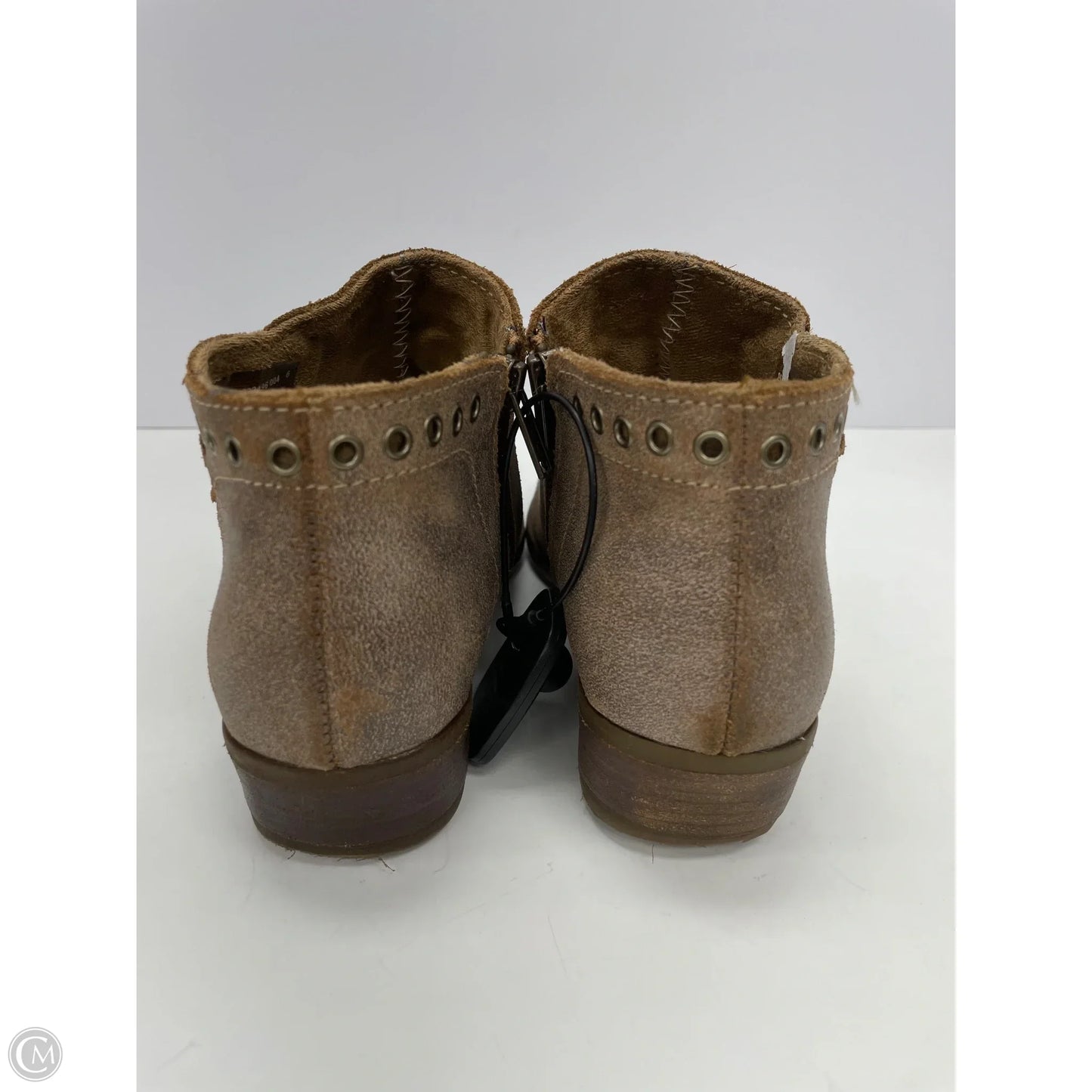 Boots Ankle Flats By Minnetonka In Brown, Size: 6.5