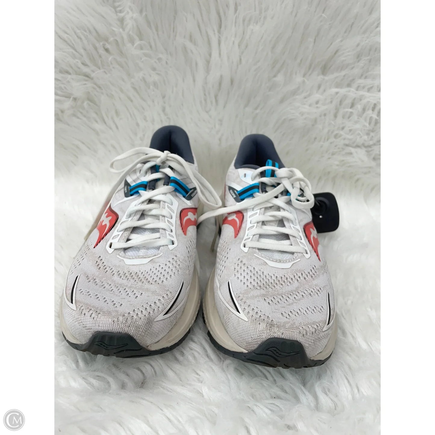 Shoes Athletic By Saucony In White, Size: 9.5