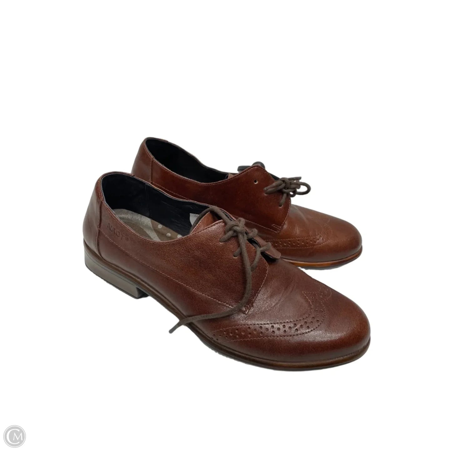 Shoes Flats By Naot In Brown, Size: 8